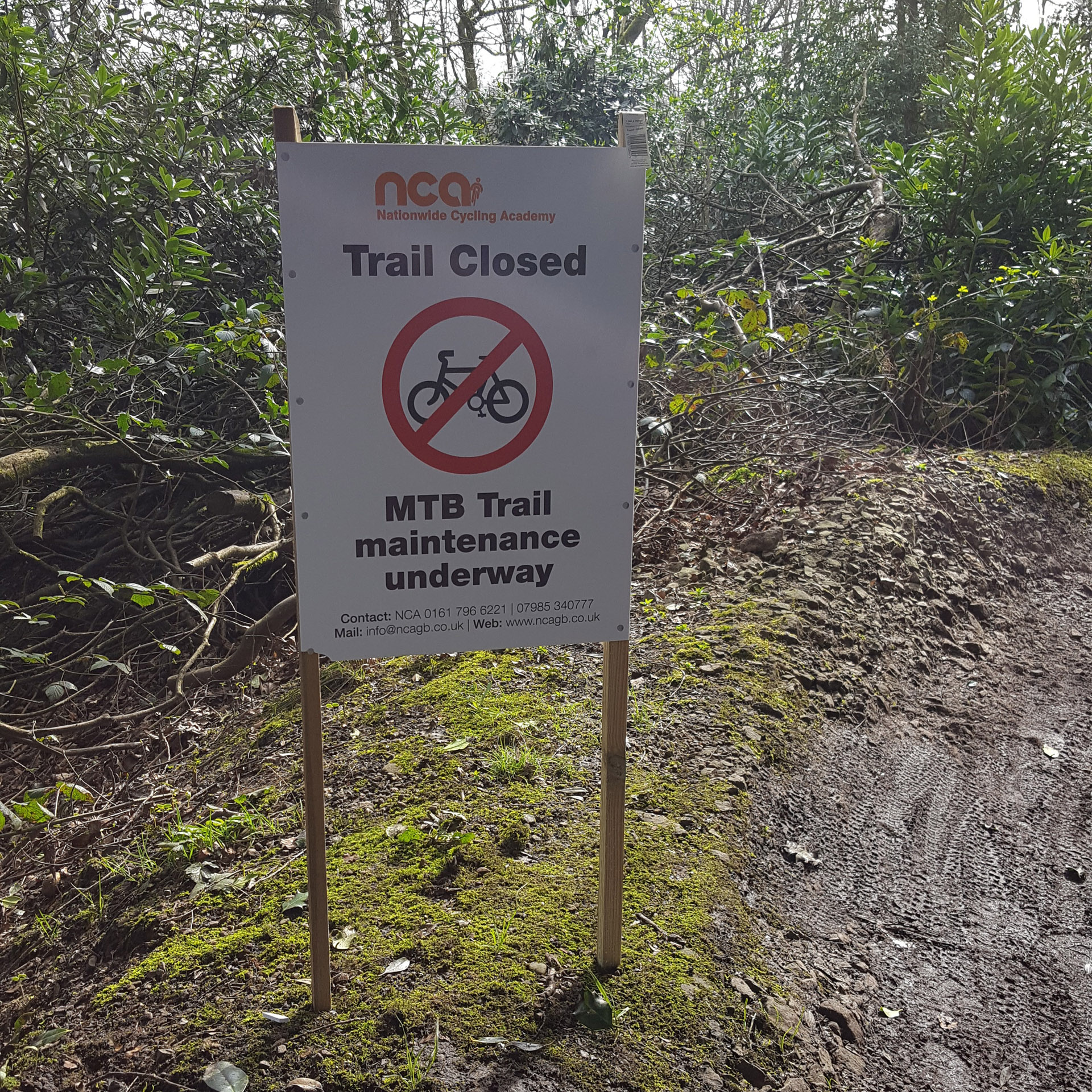 trail-maintenance-1 bicycle volunteer work