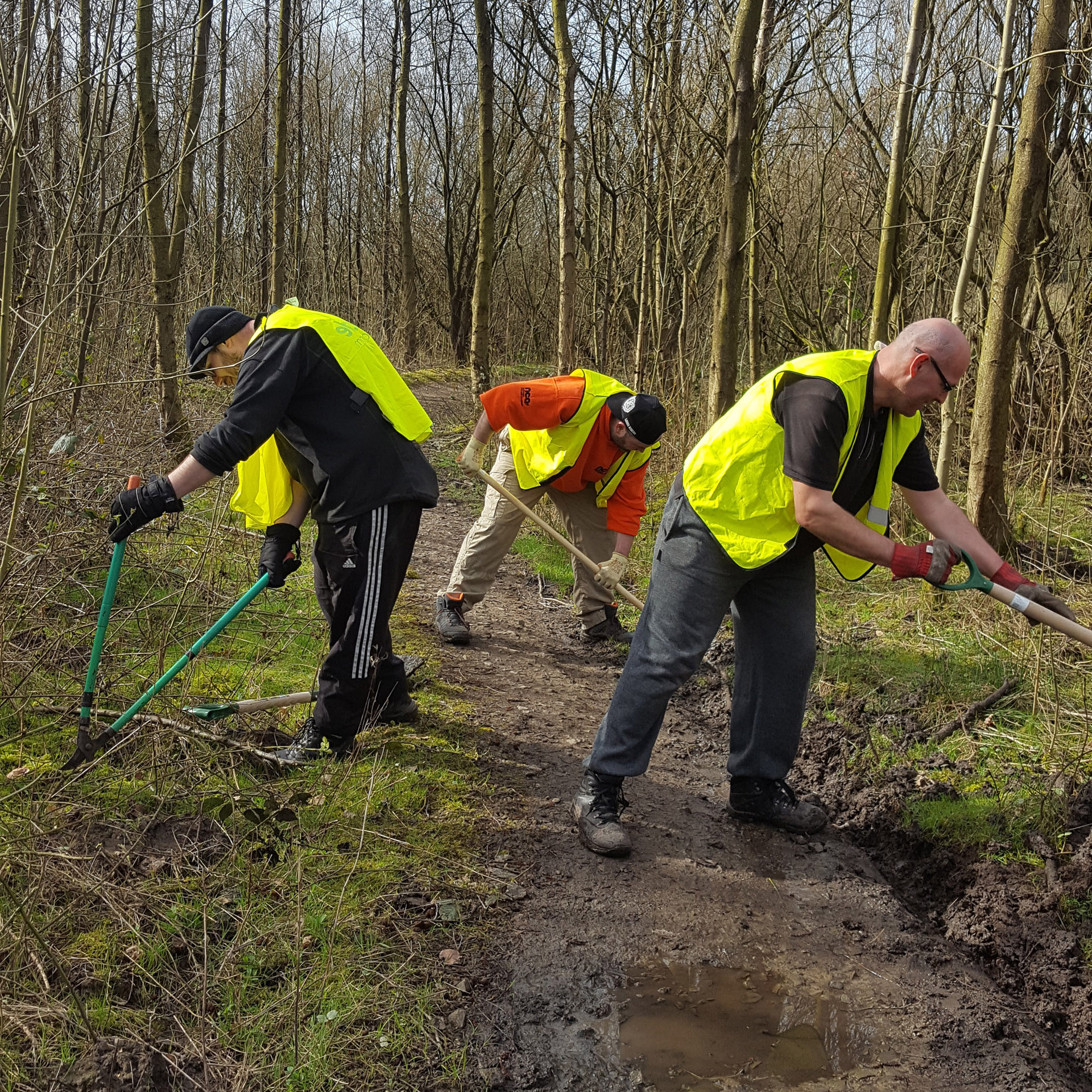 trail-maintenance-4 volunteer bicycling trail maintenance